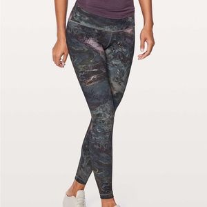 Wunder Under Low-Rise Tight Full-On Luxtreme 28”